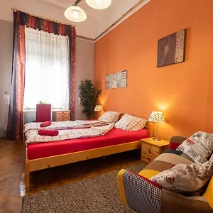 Pesto Budapest